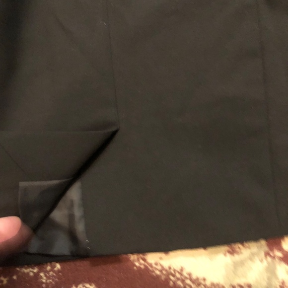 Zara blazer/ suit jacket size 5 - fully lined 2 buttons with lapel- flap pockets - Picture 8 of 8